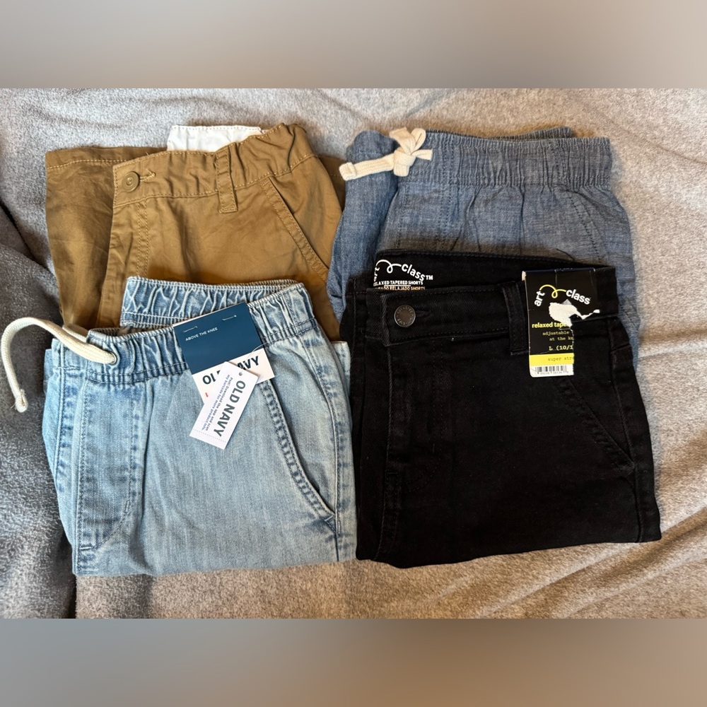 Boys size 10/12 shorts
